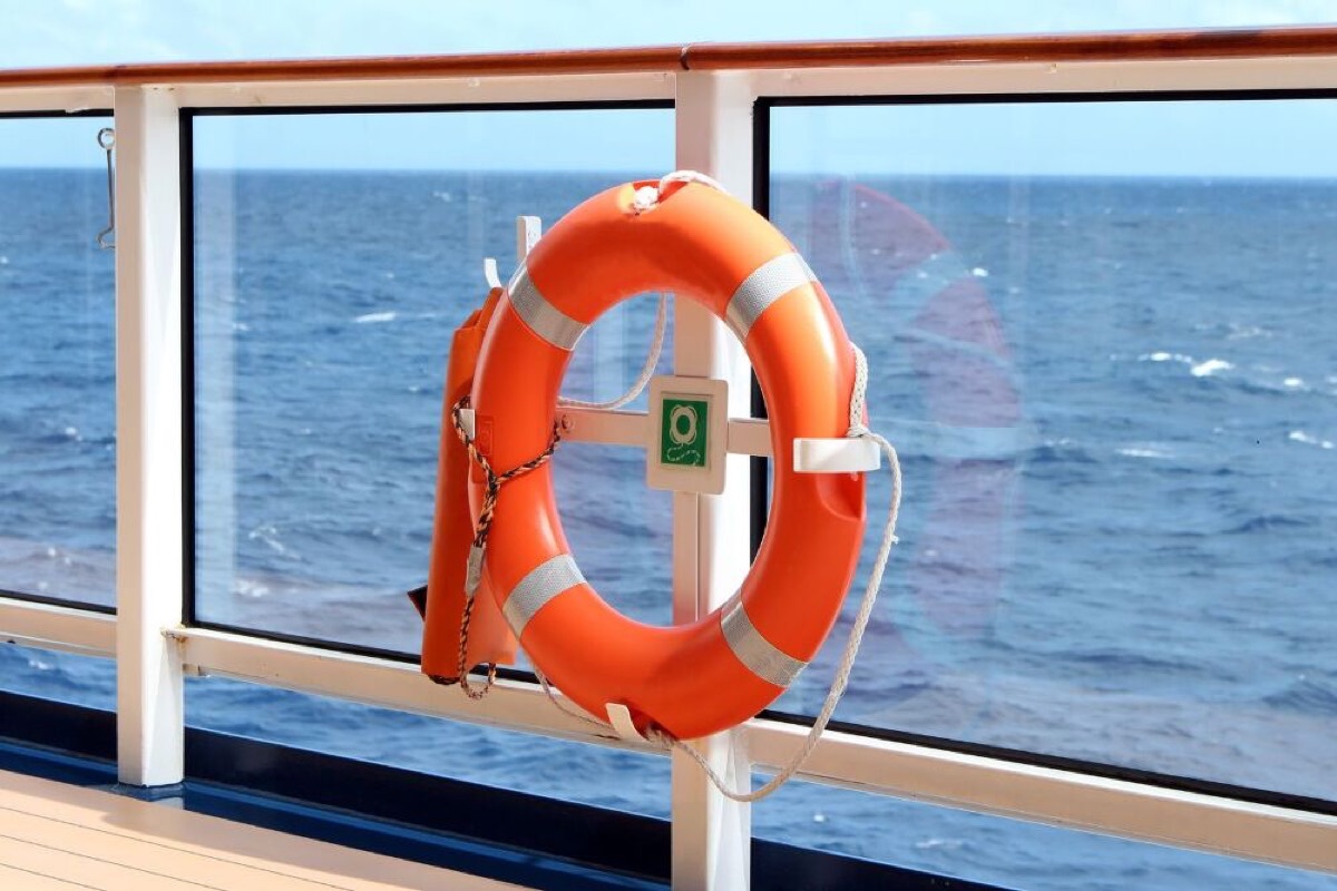 the truth behind the cruise brochures 5 things they dont tell you